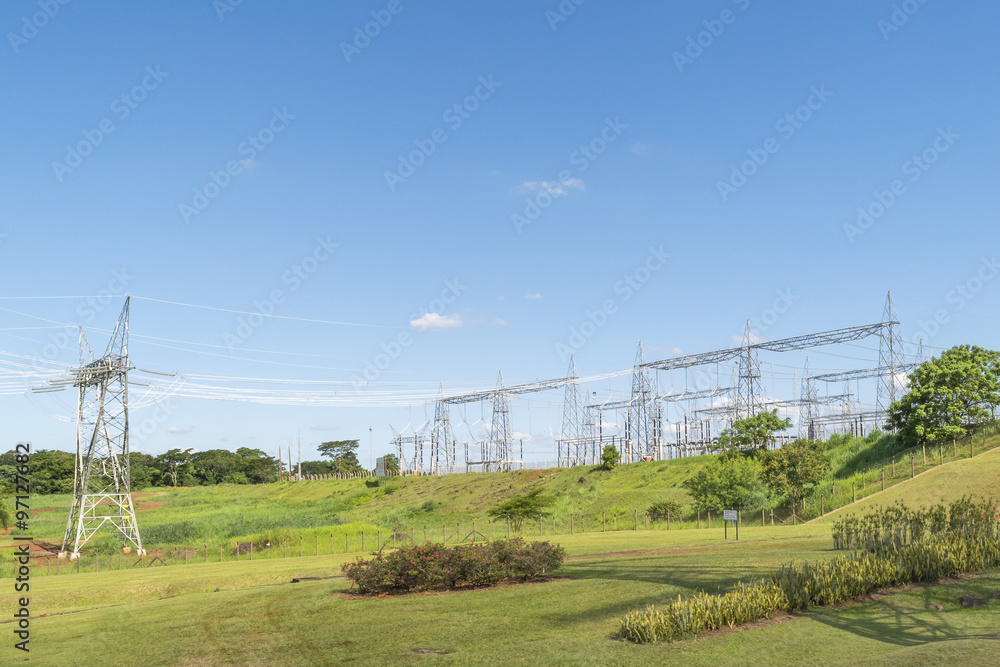 Fototapeta premium Itaipu Park at Brazilian Border