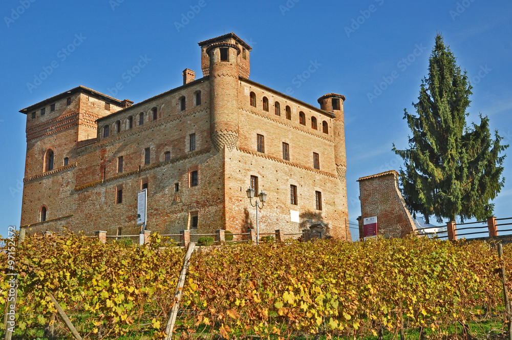 Il castello di Grinzane Covour, Langhe, Piemonte
