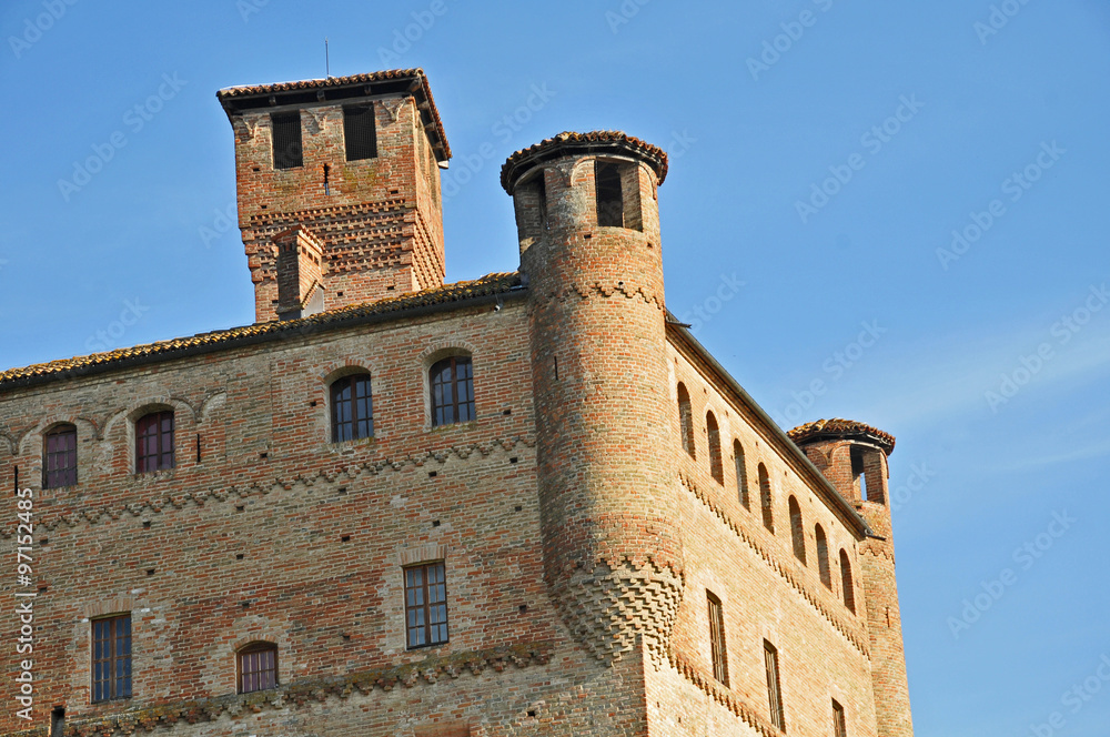 Il castello di Grinzane Covour, Langhe, Piemonte