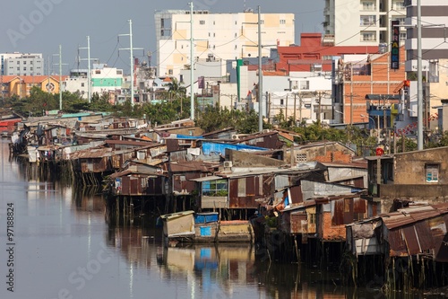 Slum and modern buildings in Saigon © Stéphane Bidouze
