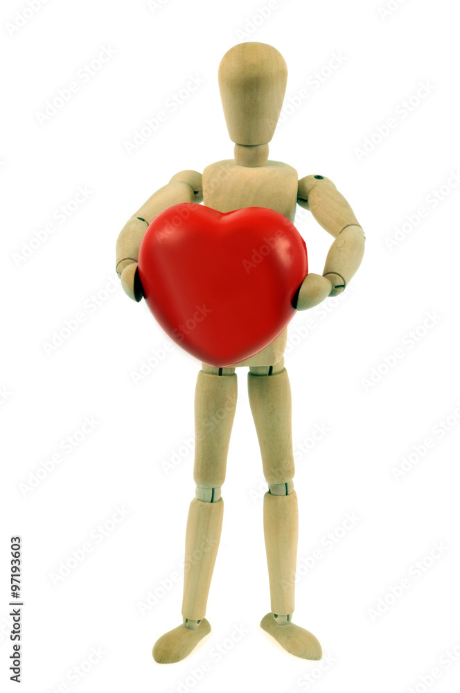Homme en bois avec un cœur dans les mains Homme en bois avec un cœur dans les mains