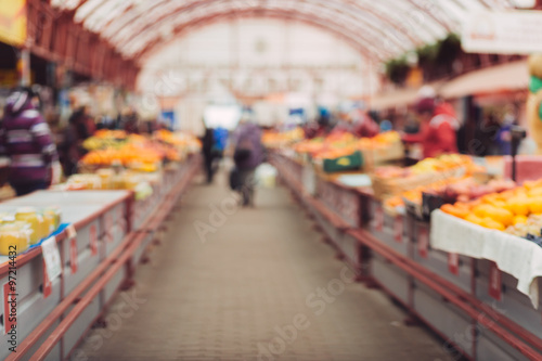 Blurred outdoor grocery background