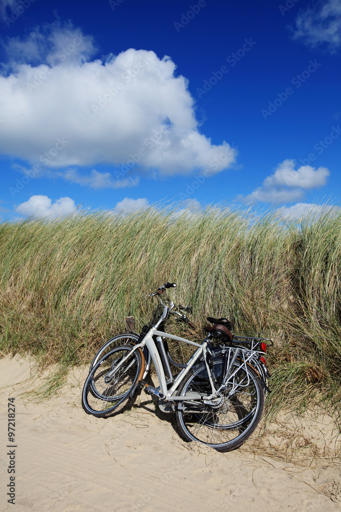 Fototapeta premium Biketrip to the sea
