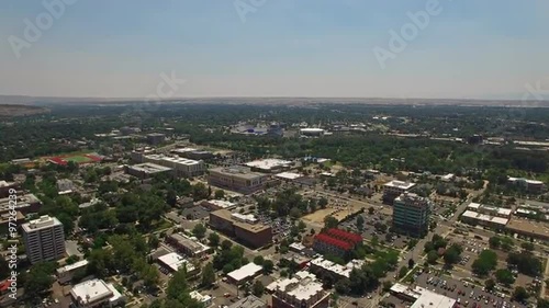 Wallpaper Mural Aerial Idaho Boise
Aerial video of downtown Boise in Idaho during the day. Torontodigital.ca