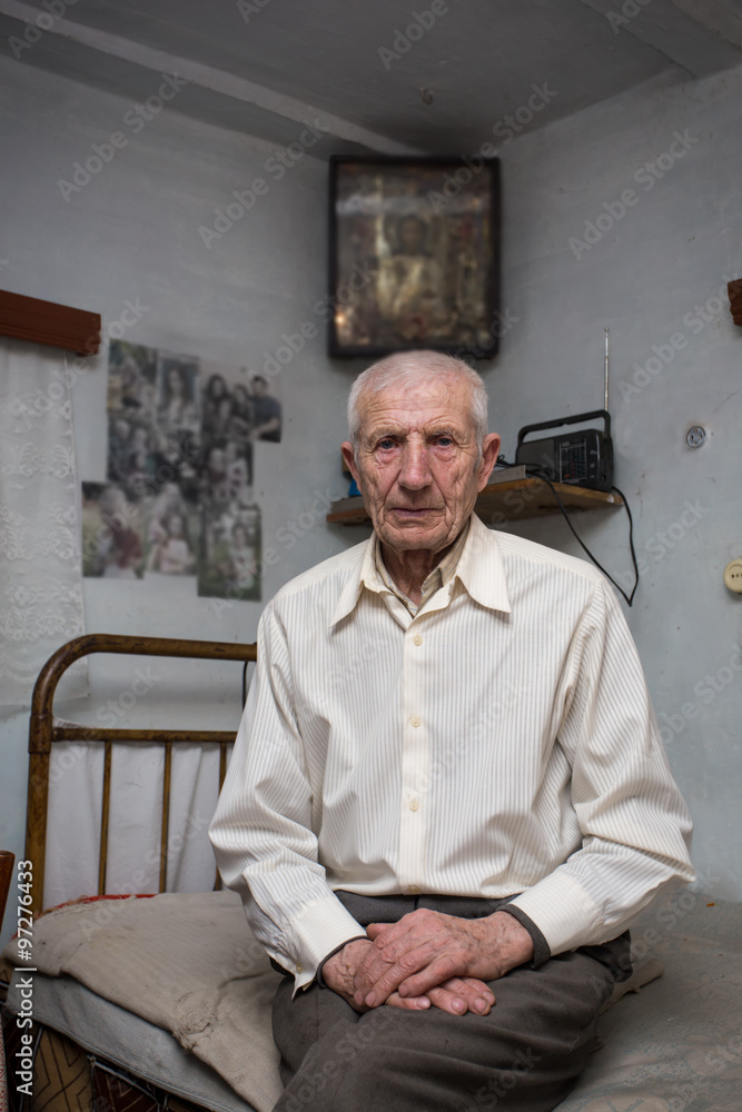 Fototapeta premium senior man