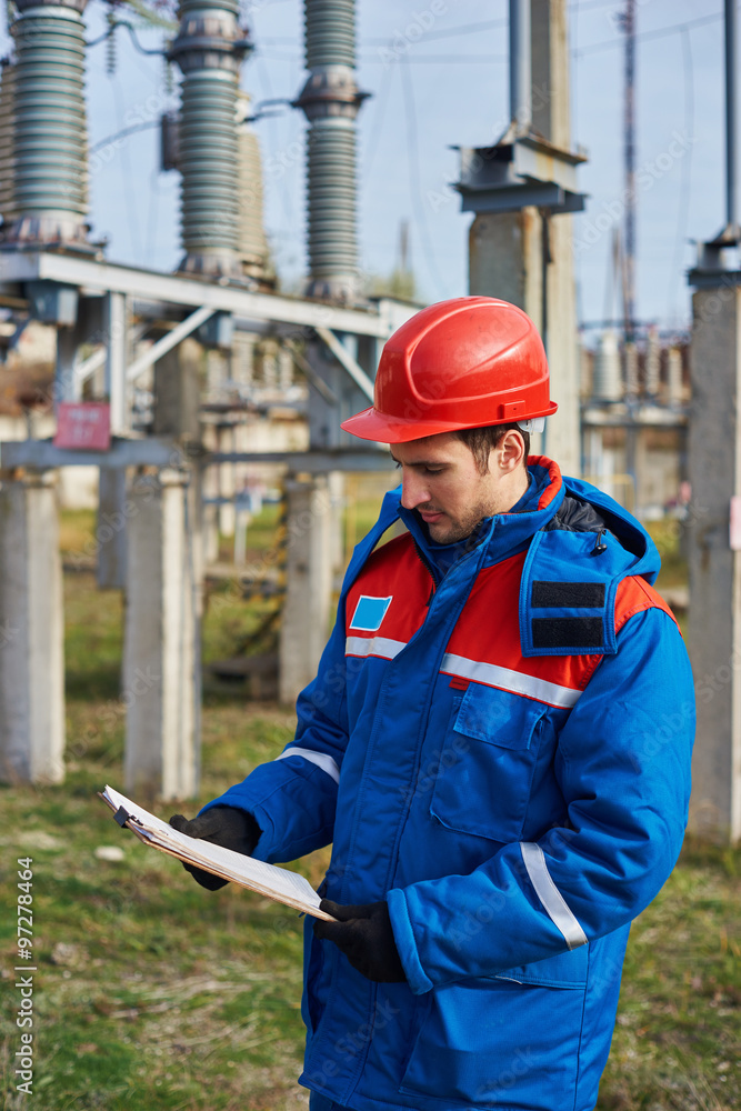 Obraz premium Electrical Engineer