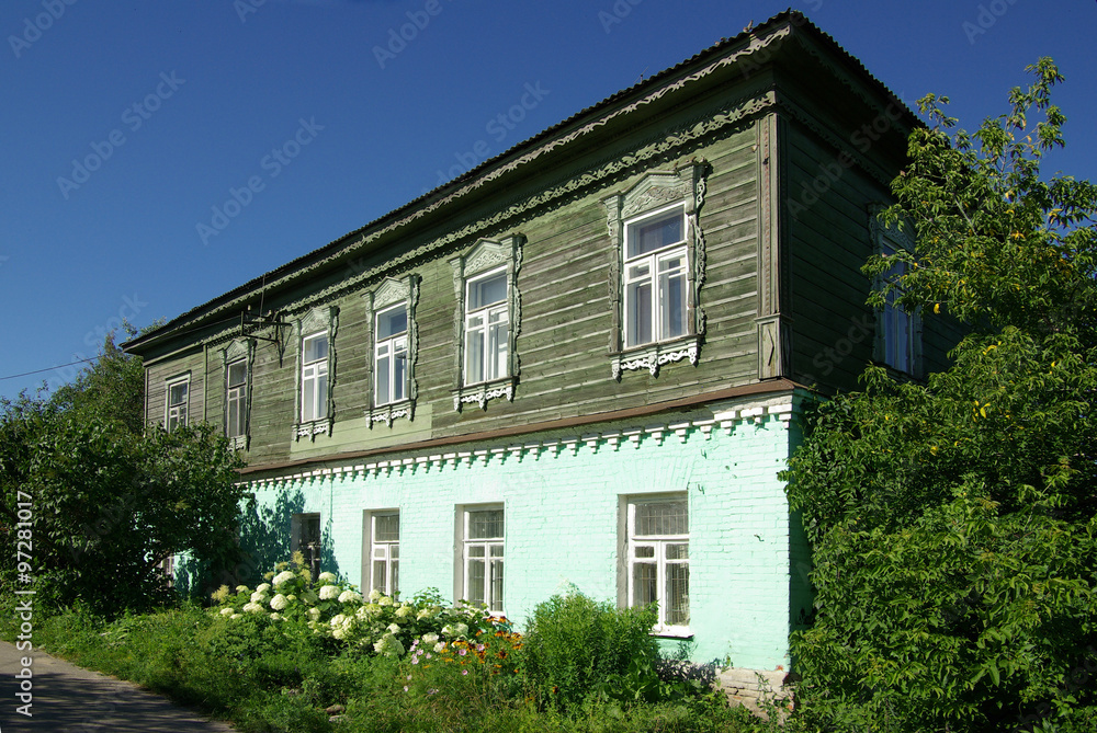 KOLOMNA, RUSSIA - Jule, 2014: Old wooden houses on the streets o