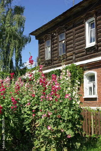 KOLOMNA, RUSSIA - June, 2012: Old wooden houses on the streets o