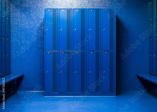 Obraz na płótnie school lockers to store items