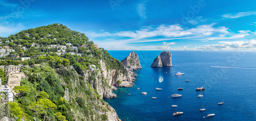 Fototapeta Naklejka Na Ścianę i Meble -  Capri island  in Italy