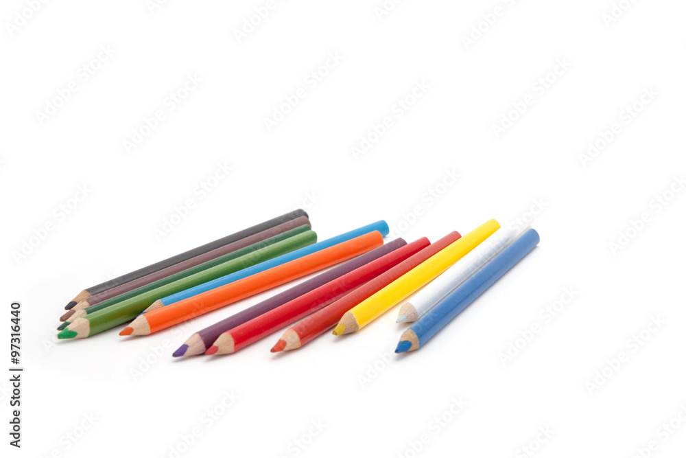 colored pencils trehgrnnye