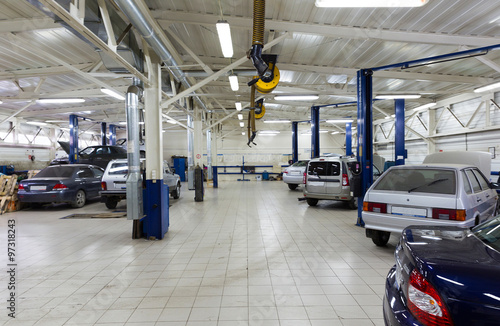 Cars for repair service station
