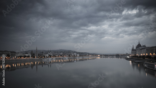 Dunabe river at night