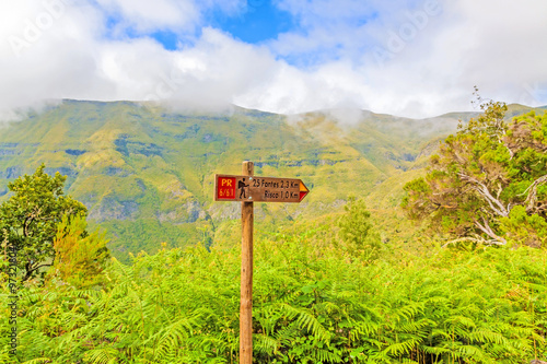 Madeira hiking, signpost 25 Fontes, green inland of the island