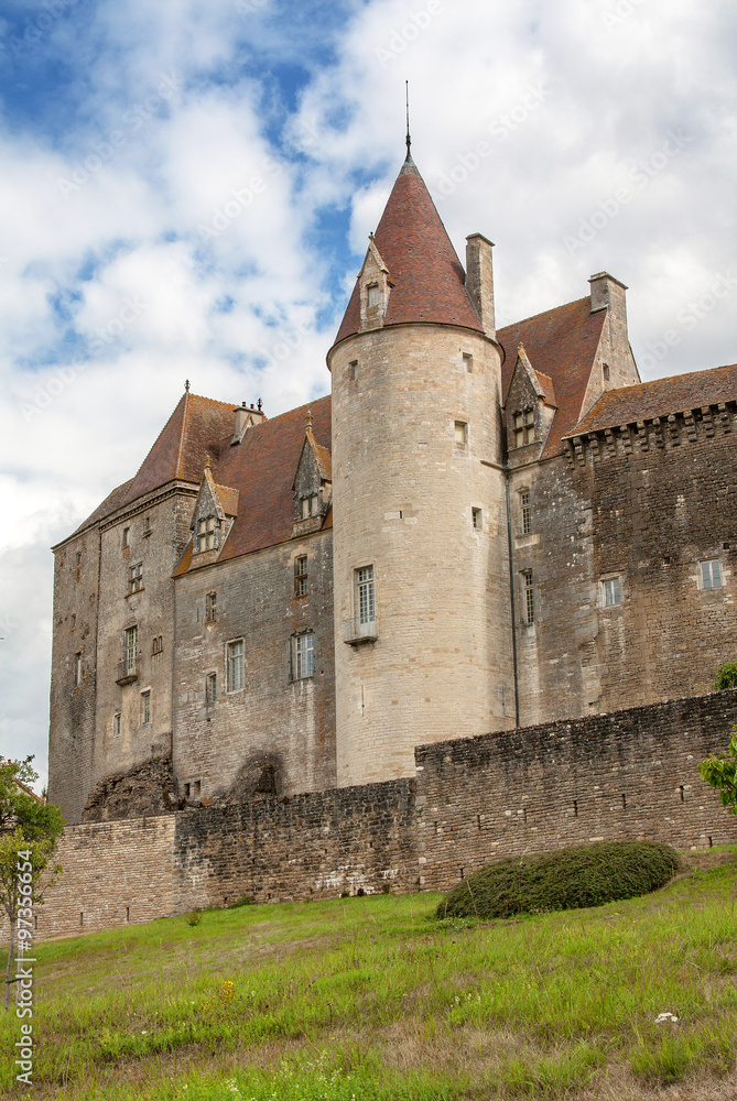 Forteresse médiévale de Chateauneuf, Cotes d'Or, Bourgogne, France