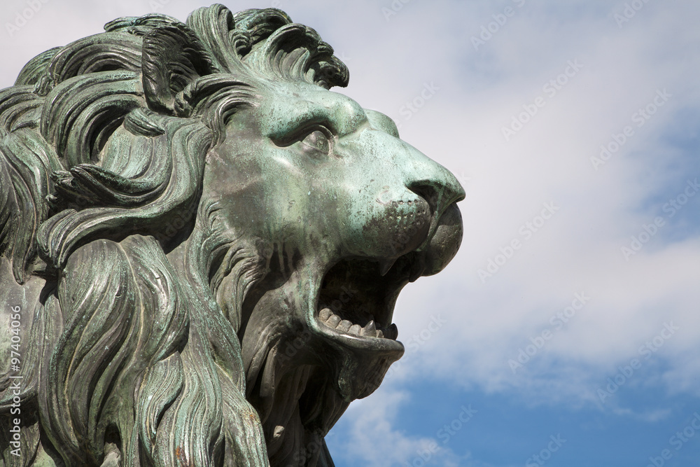Φωτογραφία Madrid - Head of lion from Philip IV of Spain memoria