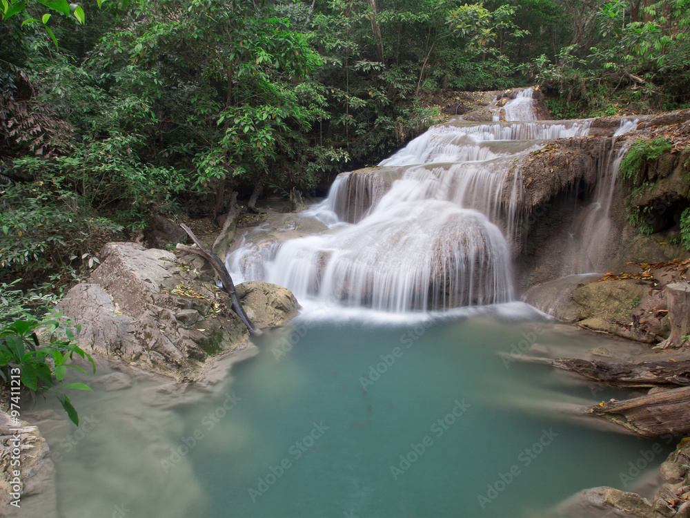 Naklejka premium Erawan Waterfall