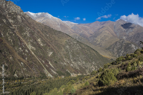 Fototapeta Naklejka Na Ścianę i Meble -  The panorama of mountain landscape of Ala-Archa gorge in the sum