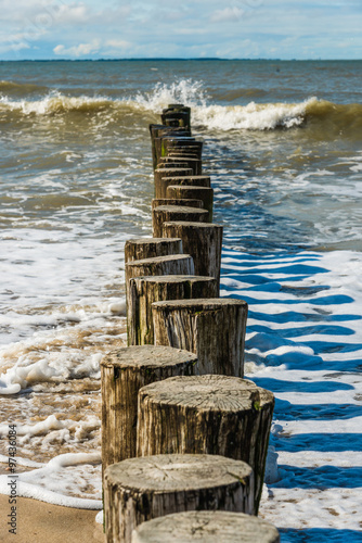 Zeeland - Wellenbrecher - Buhne