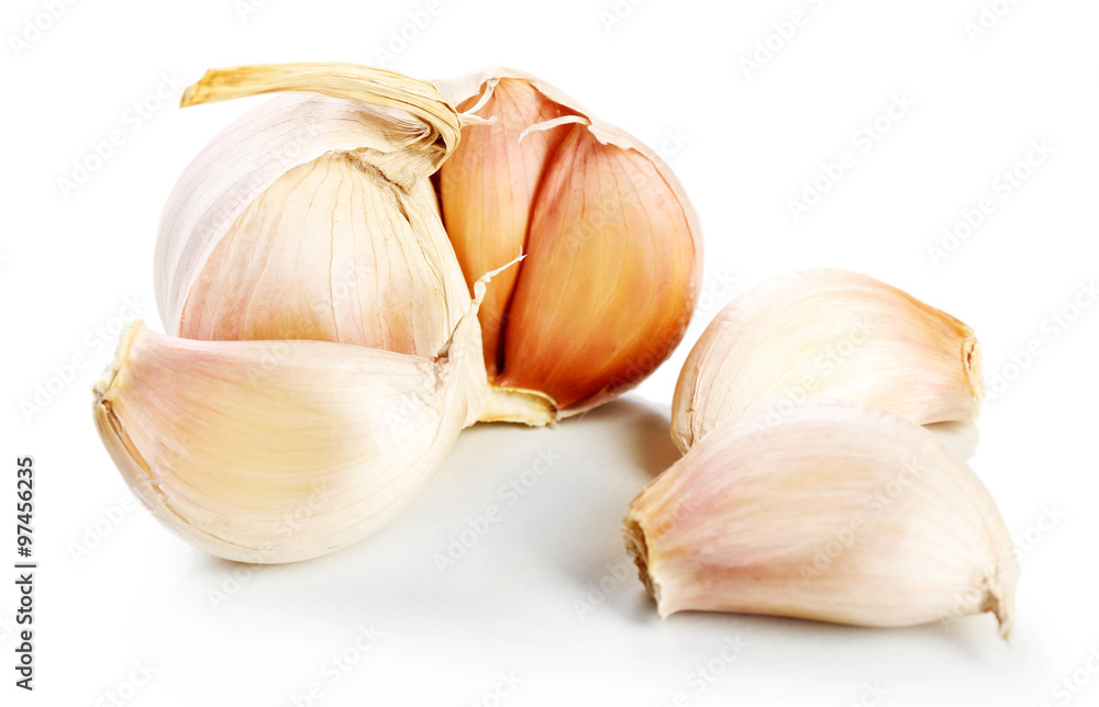 Obraz premium Garlic isolated on white