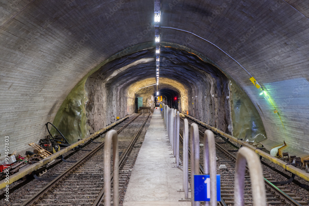 Obraz premium The Metro tunnel