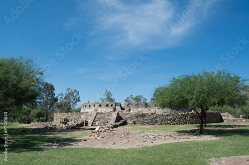 Panorámica de la zona arqueológica de Ixtlán, llamada también Los Toriles. photo