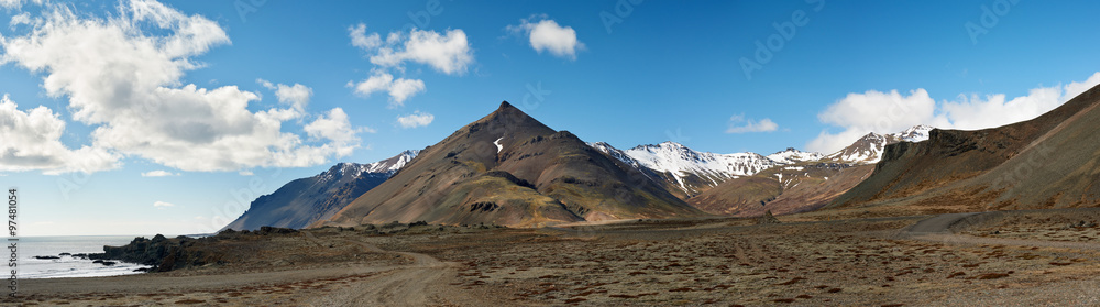 Scenic mountain range in Iceland