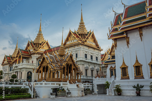 Thai temple © worachatsodsri