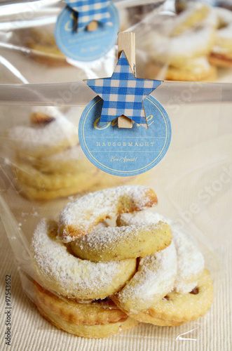 Billede på lærred Traditional christmas cookies in german-speaking countries Wiener Vanilla Kipfer
