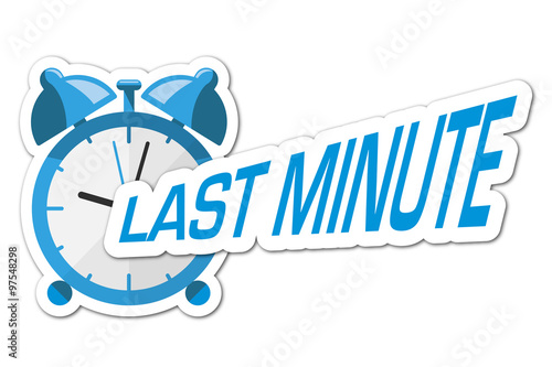Icono plano LAST MINUTE con despertador azul