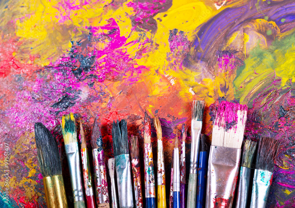Obraz premium pędzle na palecie