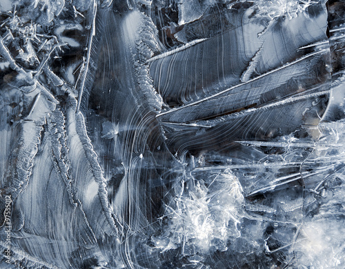 Pattern of the ice surface.
