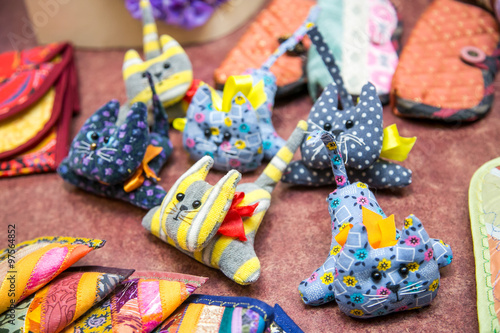 Foto Six handmade cats