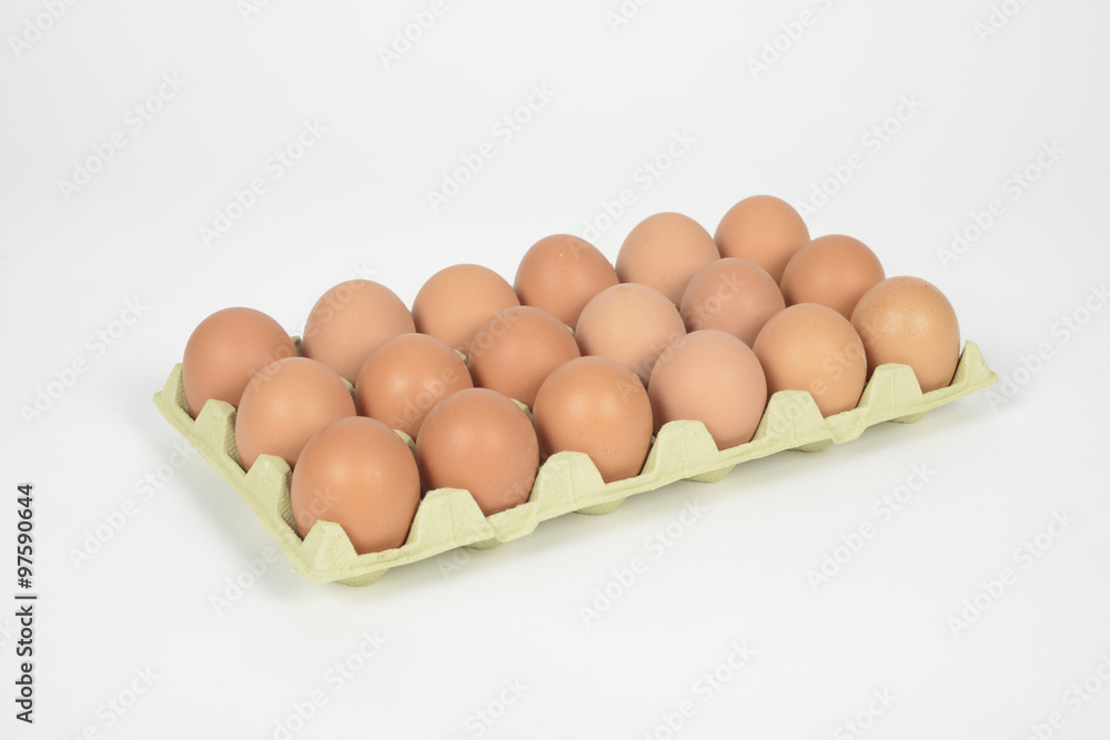 Dieciocho huevos en un cartón Dieciocho huevos en un cartón