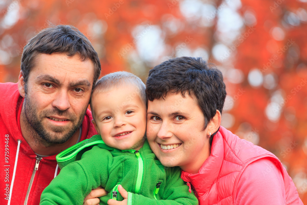 Fototapeta premium Autumn portrait of family
