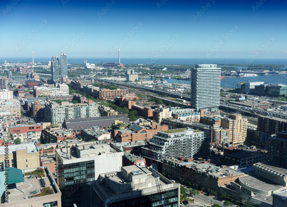 Obraz premium Elevated view of cityscape during day, Toronto, Ontario, Canada