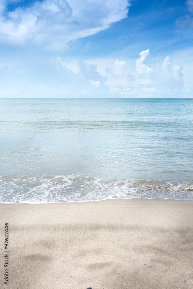 Obraz premium Scenic view of sea against cloudy sky, Trinidad, Trinidad and Tobago