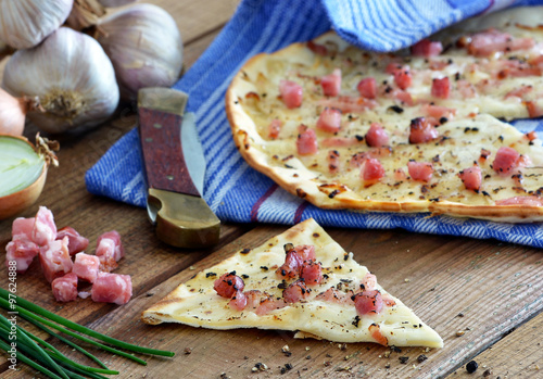 Alsace - Flammenkuchen / Französische Spezialität
