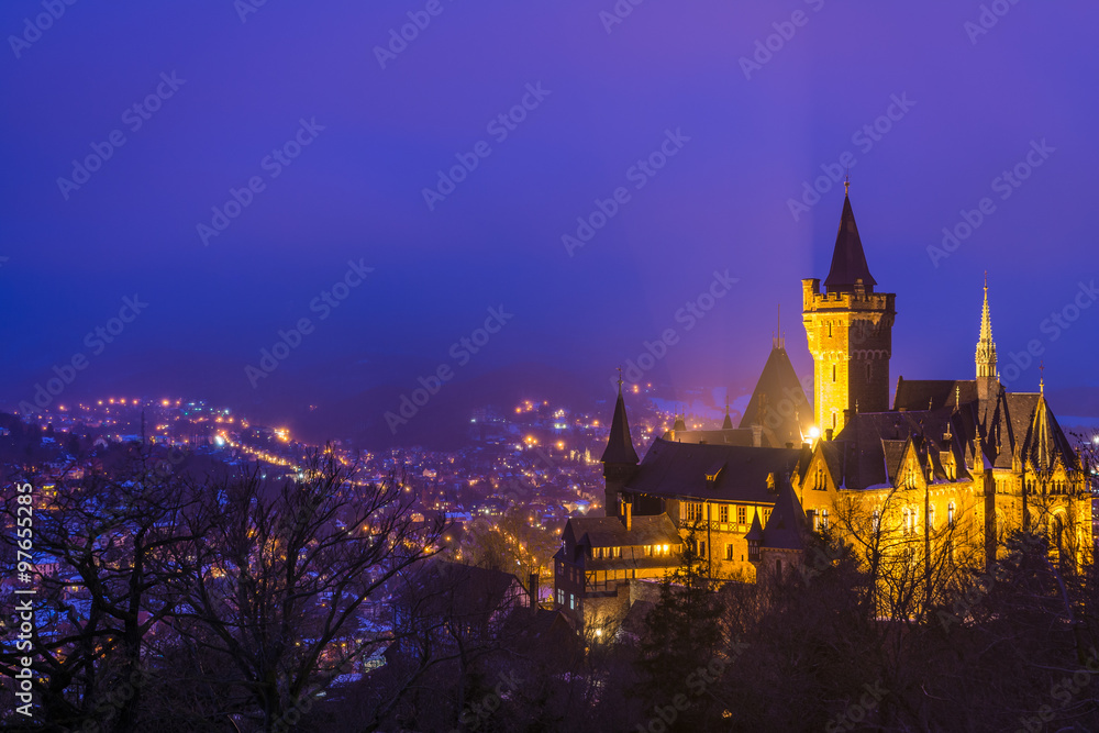 Schloss in Wernigerode an einem Winterabend