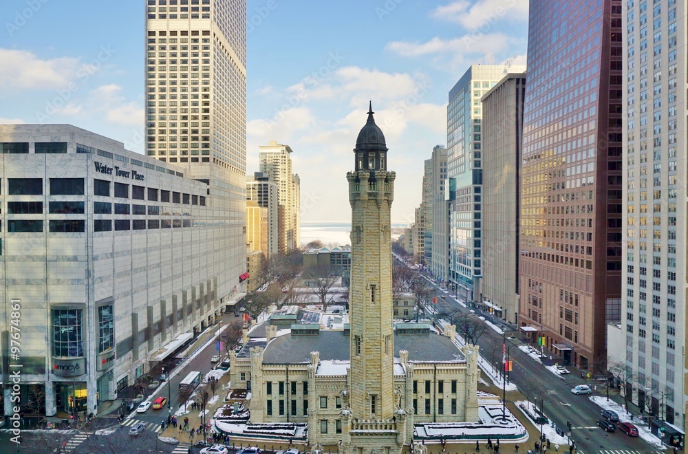 Naklejka premium The landmark Chicago Water Tower, located on Michigan Avenue