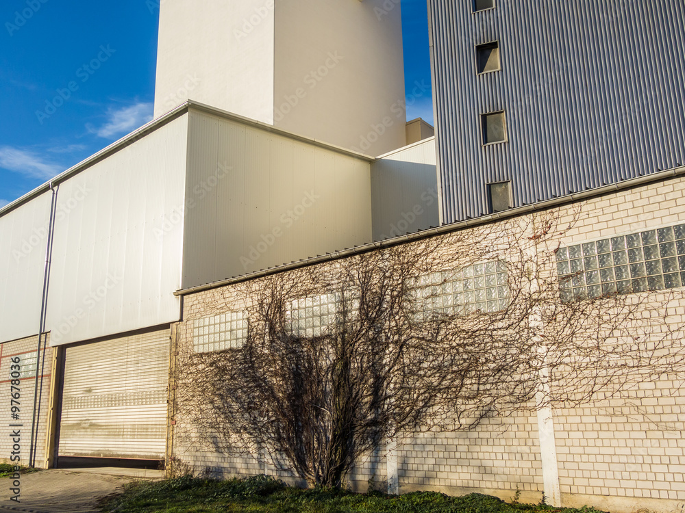 Fototapeta premium Industriegebäude