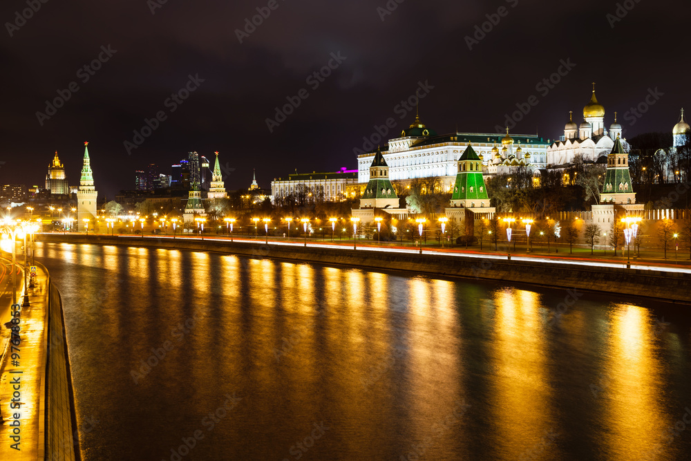 illuminated of Kremlin and Sofiyskaya embankments