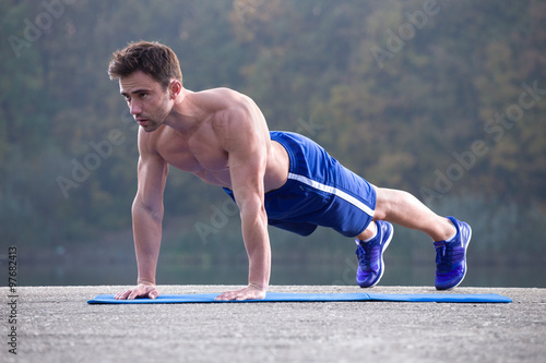 outdoor push up