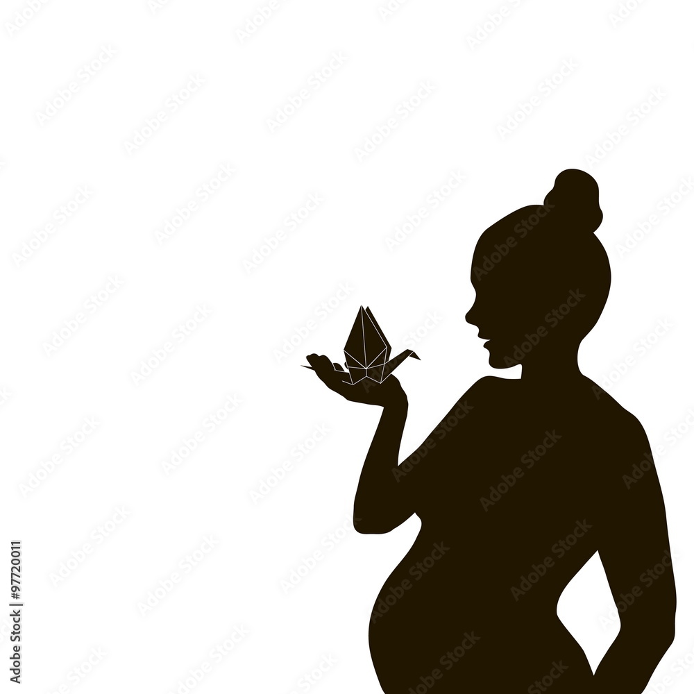 Φωτογραφία silhouette of a pregnant woman with a silhouette of paper cranes