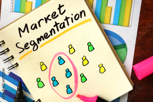 Bilde på lerret Notepad with market segmentation