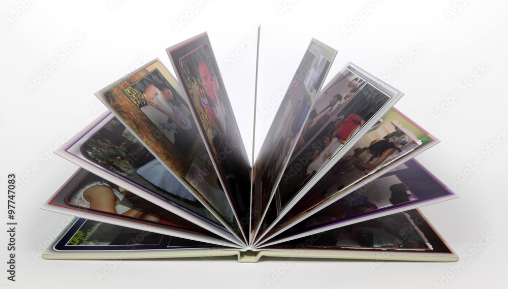 Foto książka, foto album, zdjęcia rodzinne, otwarty. - obrazy, fototapety, plakaty 