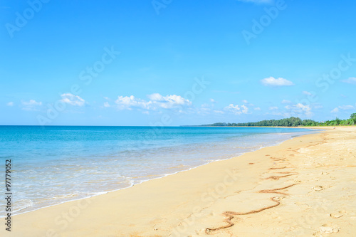 Fototapeta Naklejka Na Ścianę i Meble -  Beautiful blue sky at Naiyang beach Phuket in Thailand