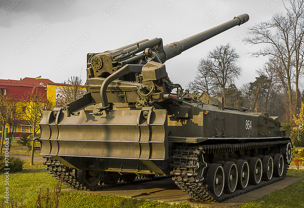 Self-propelled artillery  2S5 