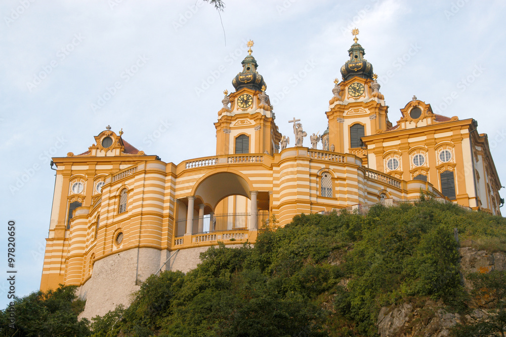 A glimpse of the imposing and ancient monastery of Melk on the D