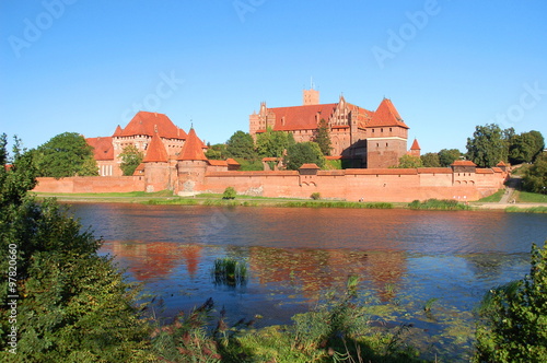 Przepiękny widok zamku w Malborku w Polsce